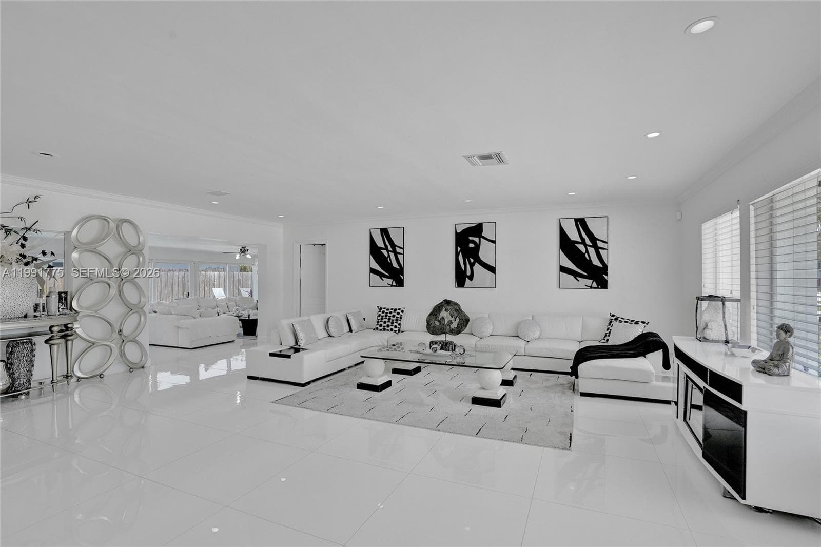 4100 Bayview Dr