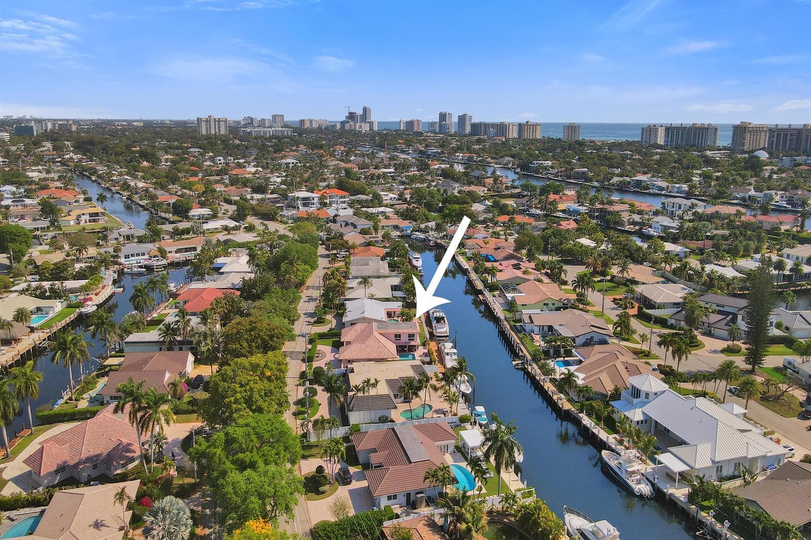 5530 Bayview Dr