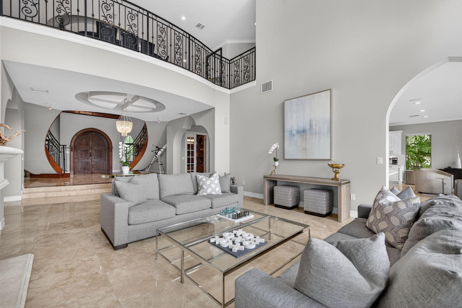 2406 Barcelona Dr