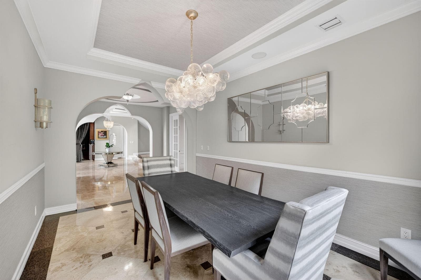 2406 Barcelona Dr