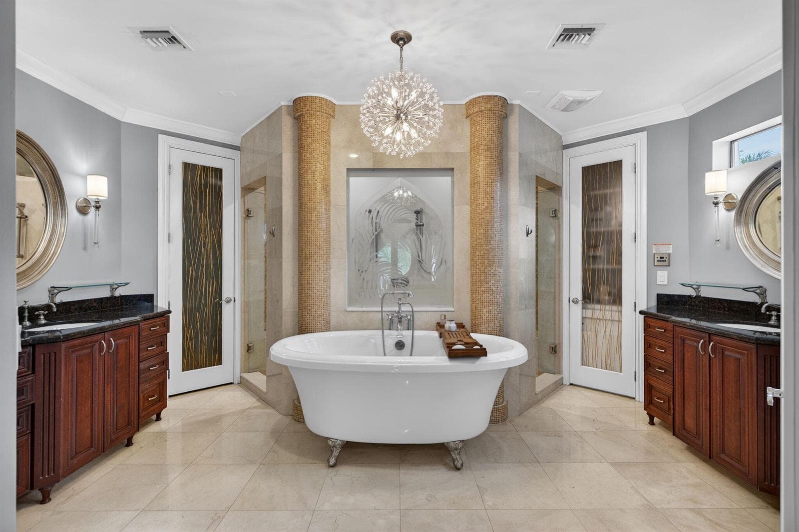 2406 Barcelona Dr