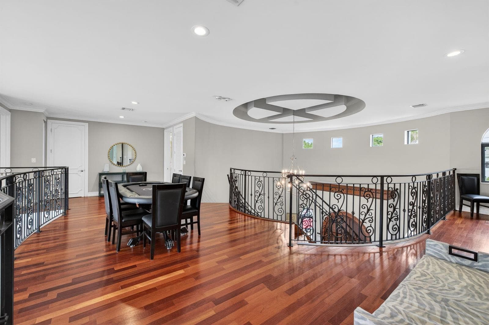 2406 Barcelona Dr
