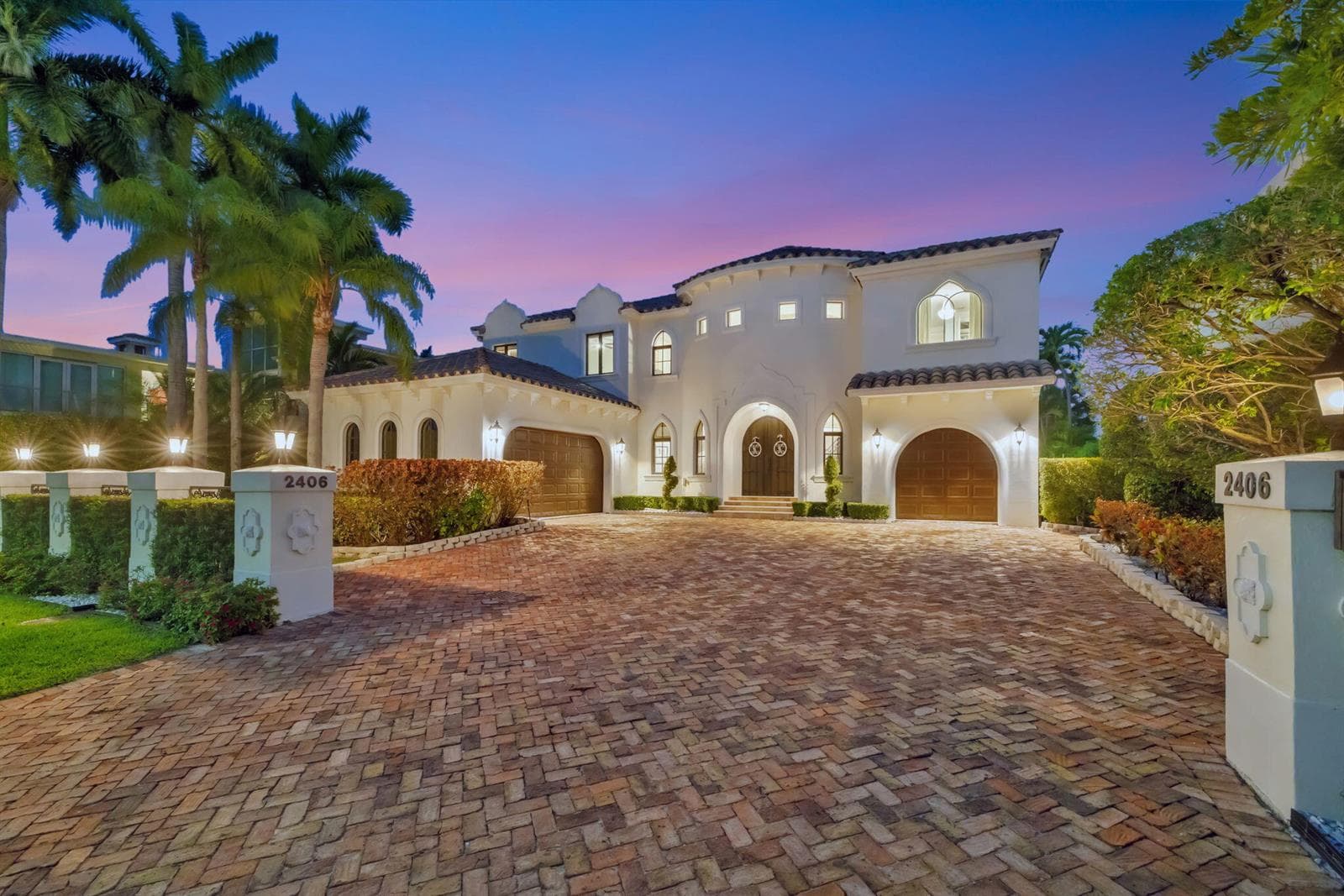 2406 Barcelona Dr