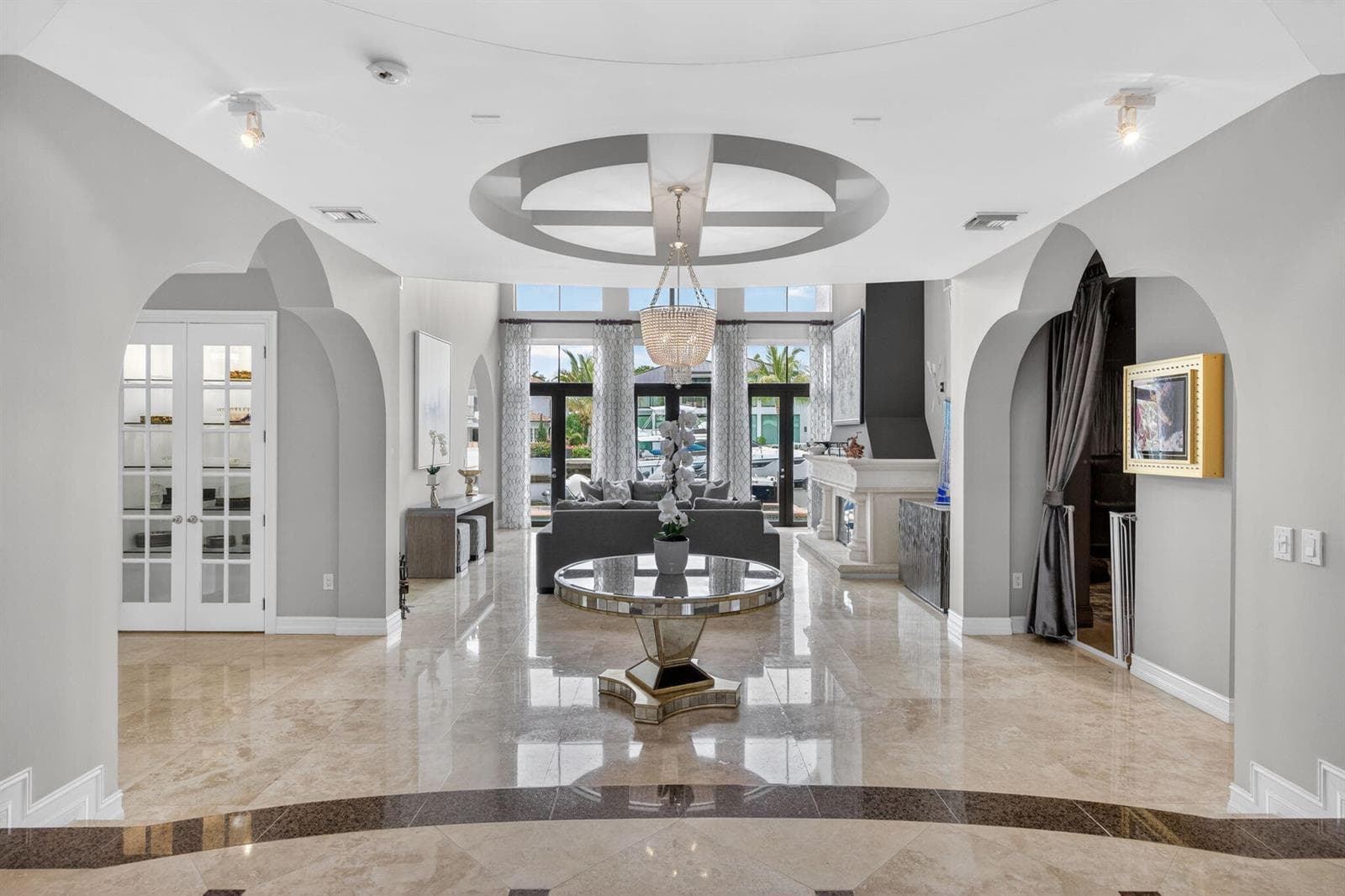 2406 Barcelona Dr