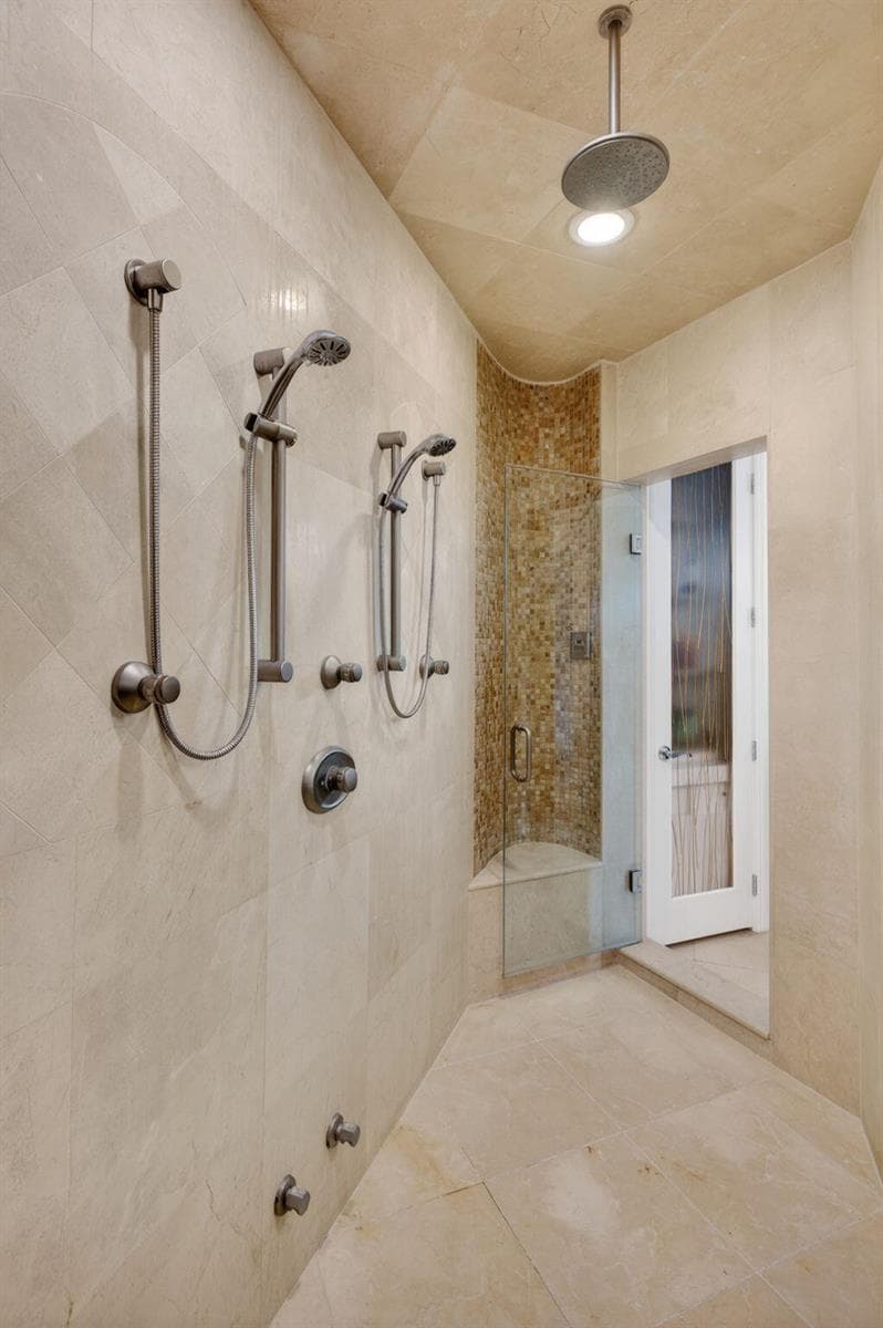 2406 Barcelona Dr