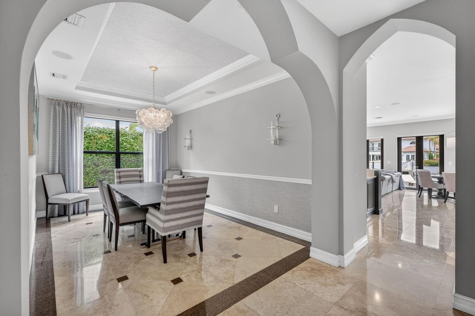 2406 Barcelona Dr
