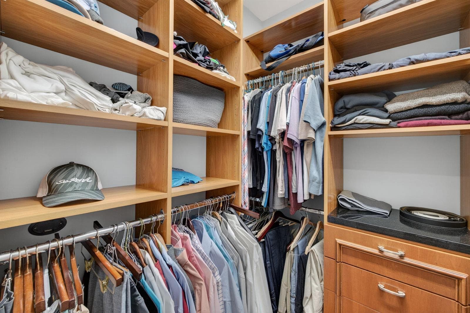 2406 Barcelona Dr