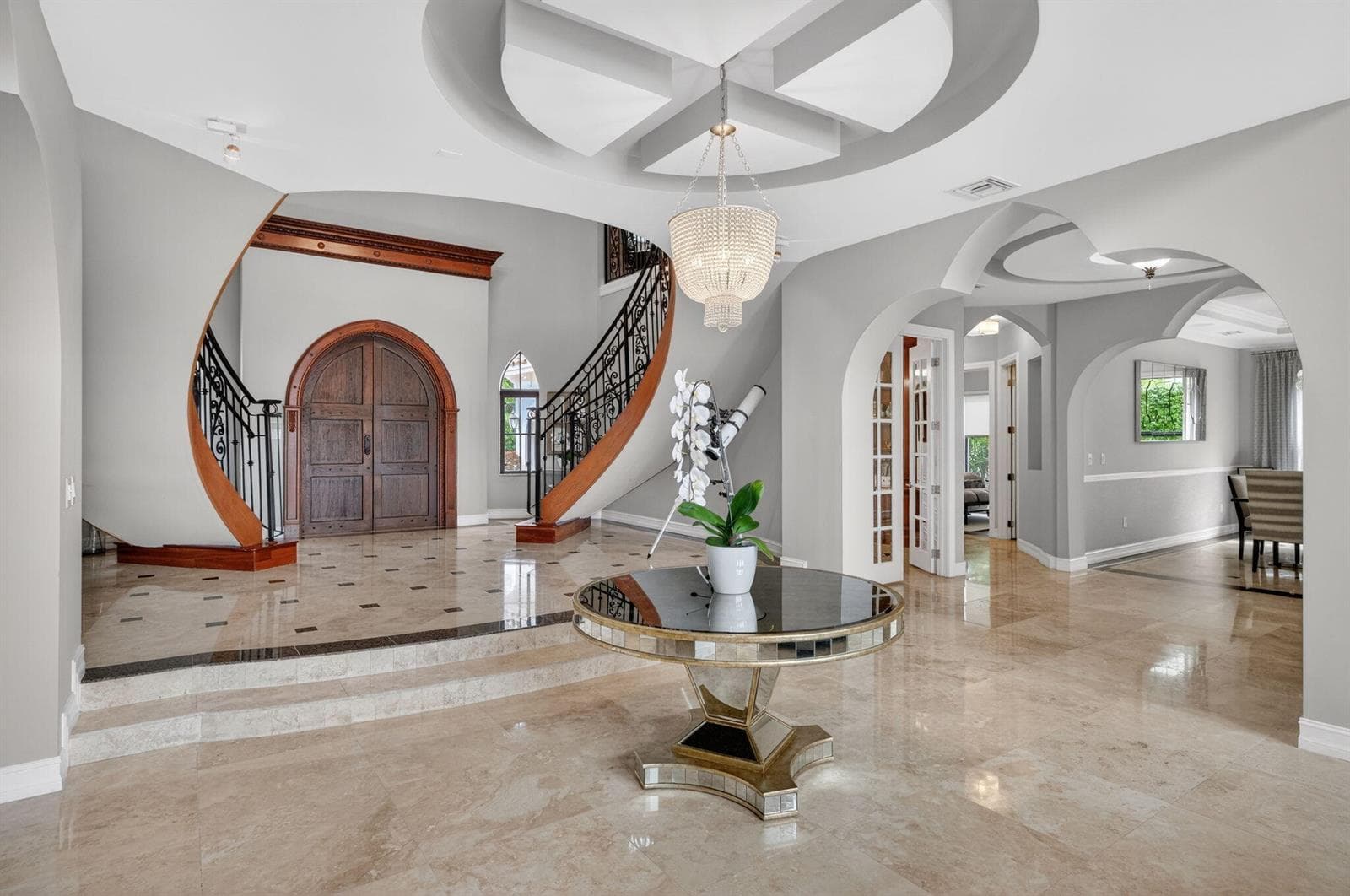 2406 Barcelona Dr
