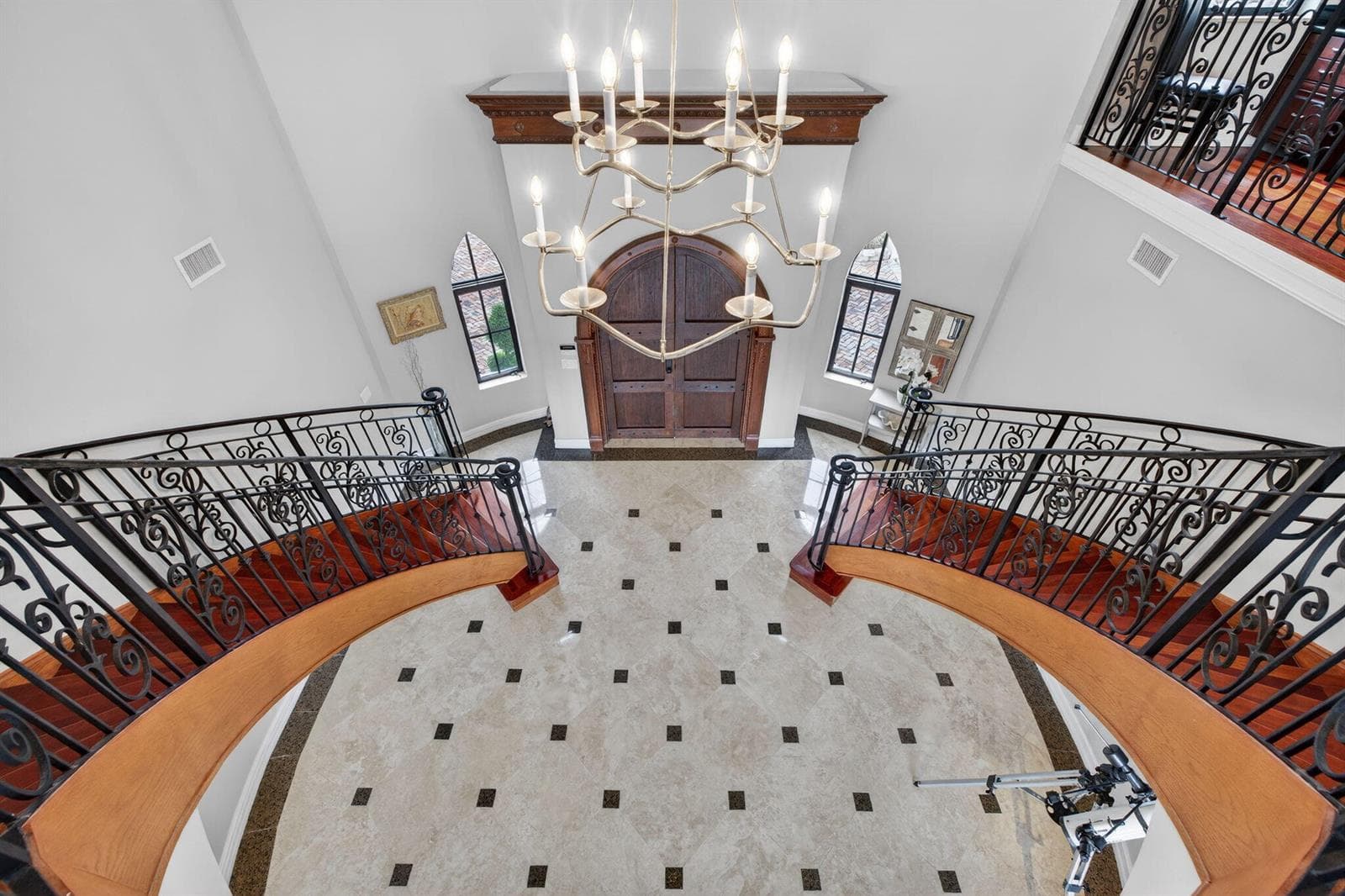 2406 Barcelona Dr