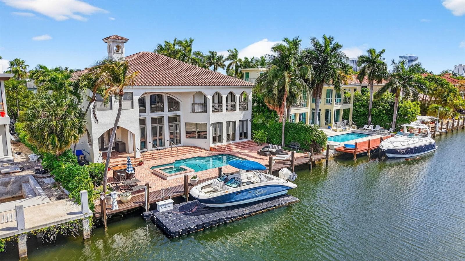 2406 Barcelona Dr