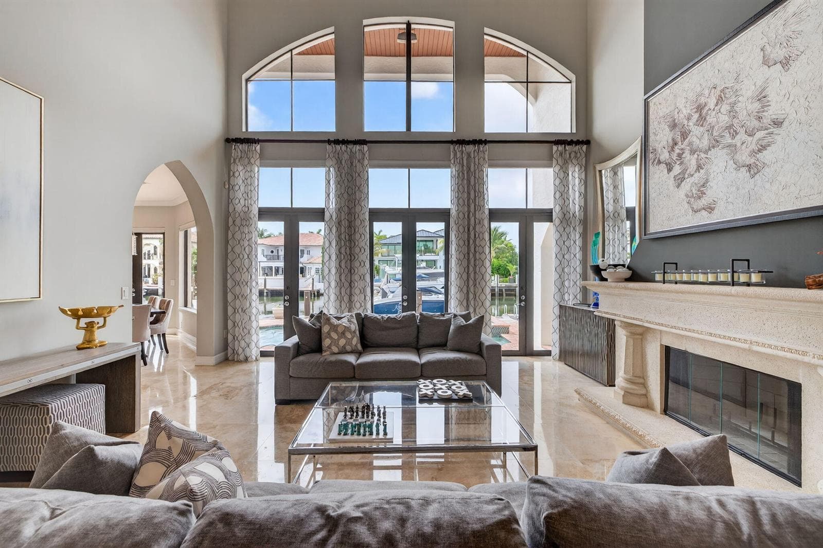 2406 Barcelona Dr