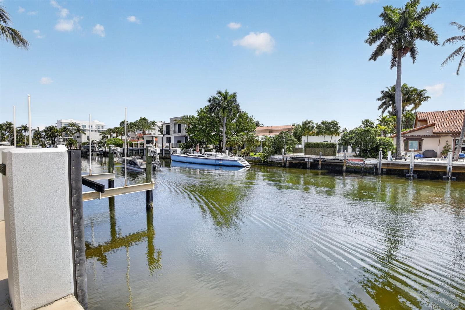334 Isle of Capri Dr