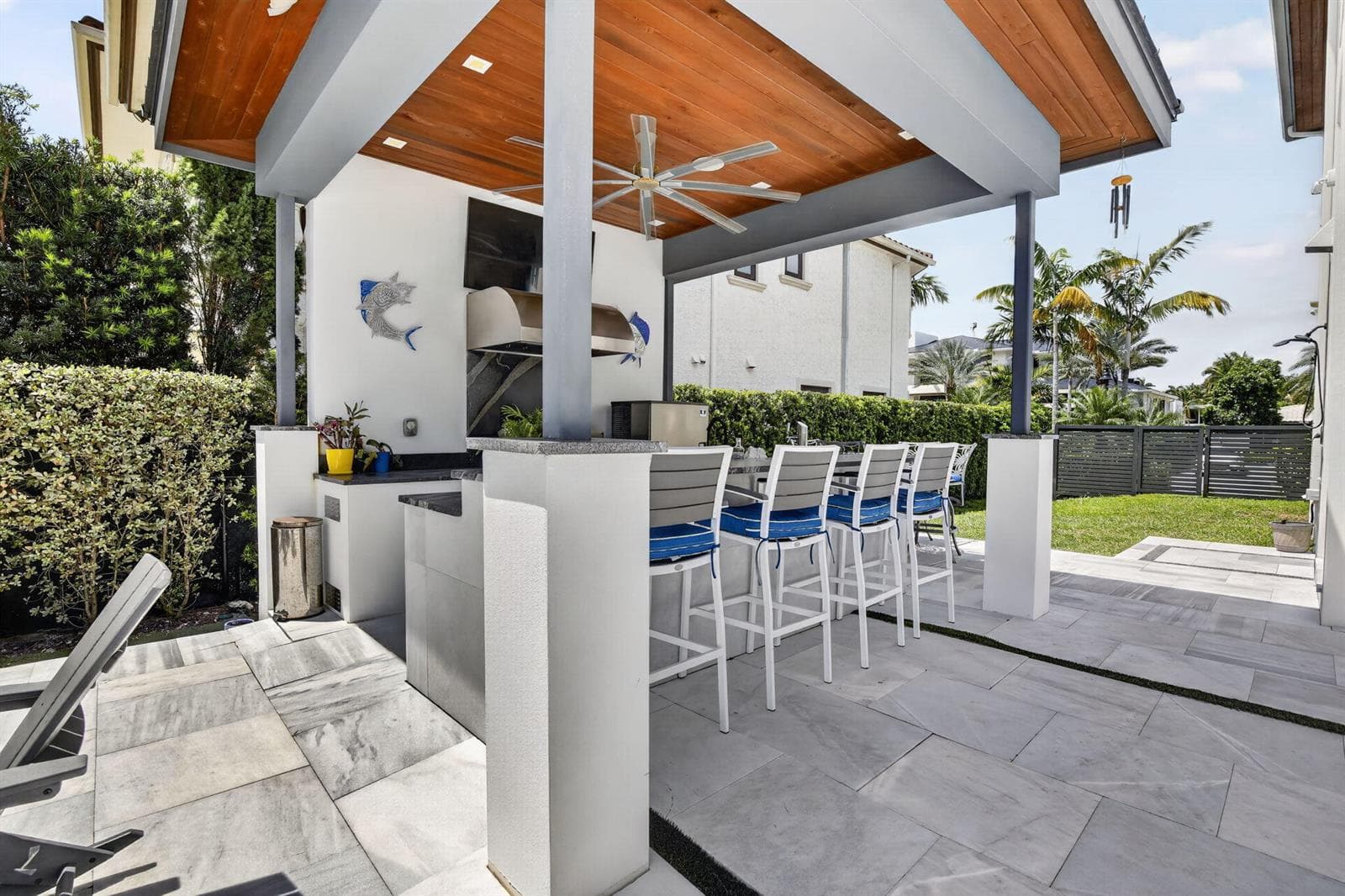 334 Isle of Capri Dr