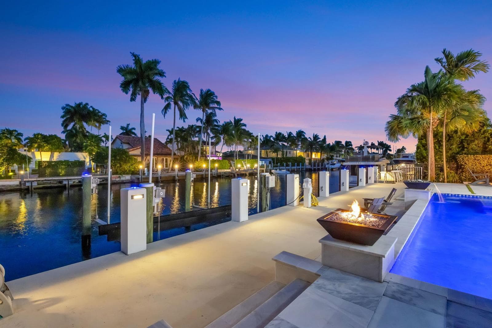 334 Isle of Capri Dr