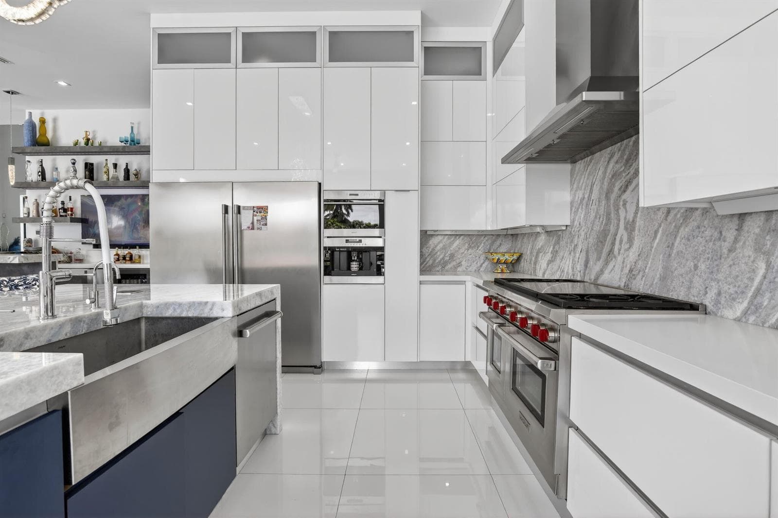 334 Isle of Capri Dr