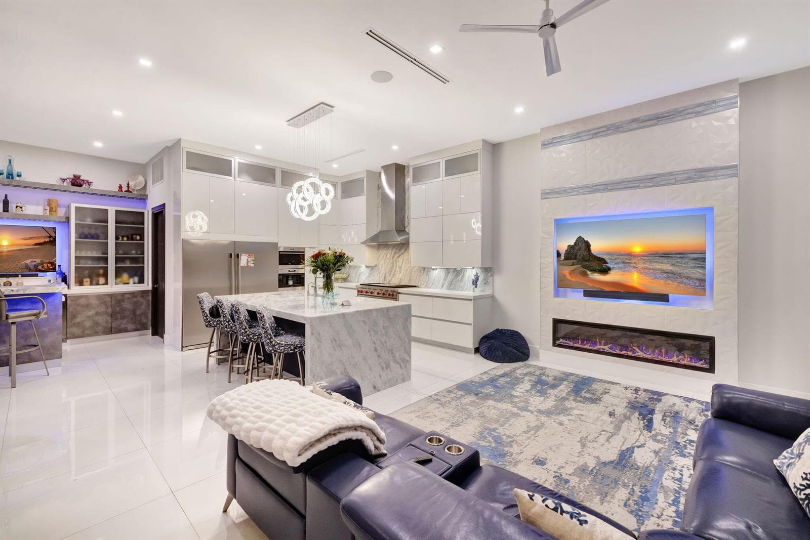 334 Isle of Capri Dr