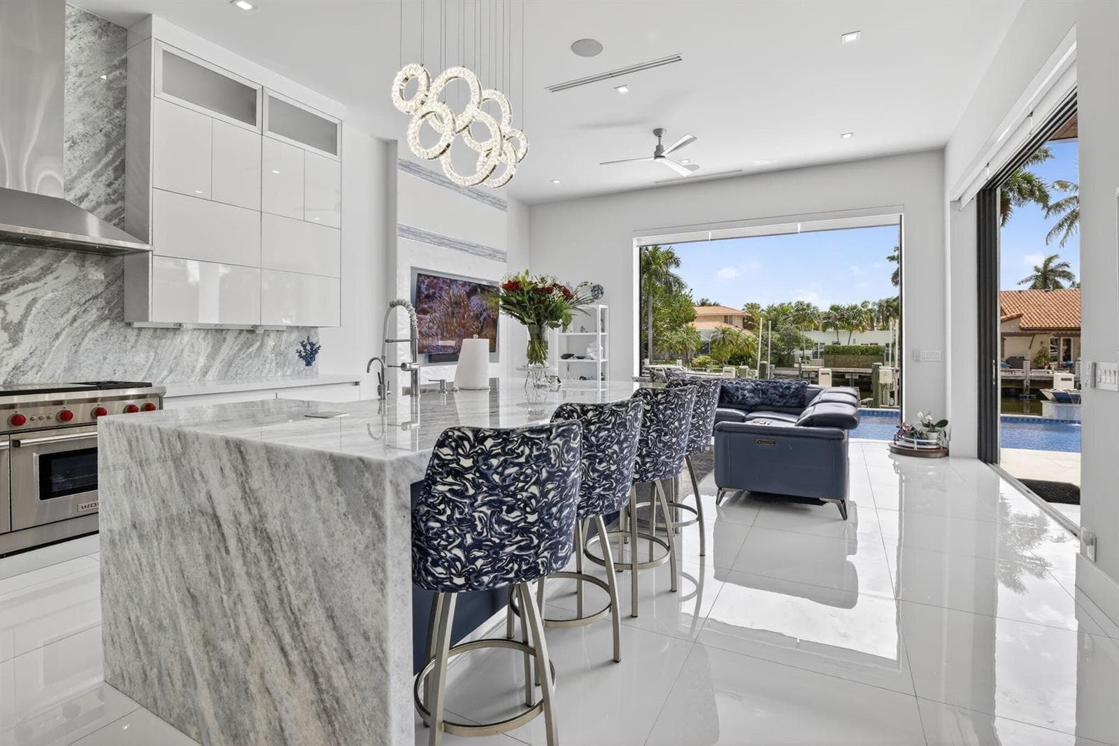 334 Isle of Capri Dr