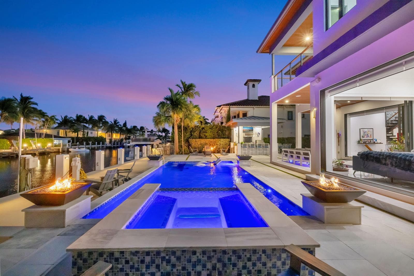 334 Isle of Capri Dr