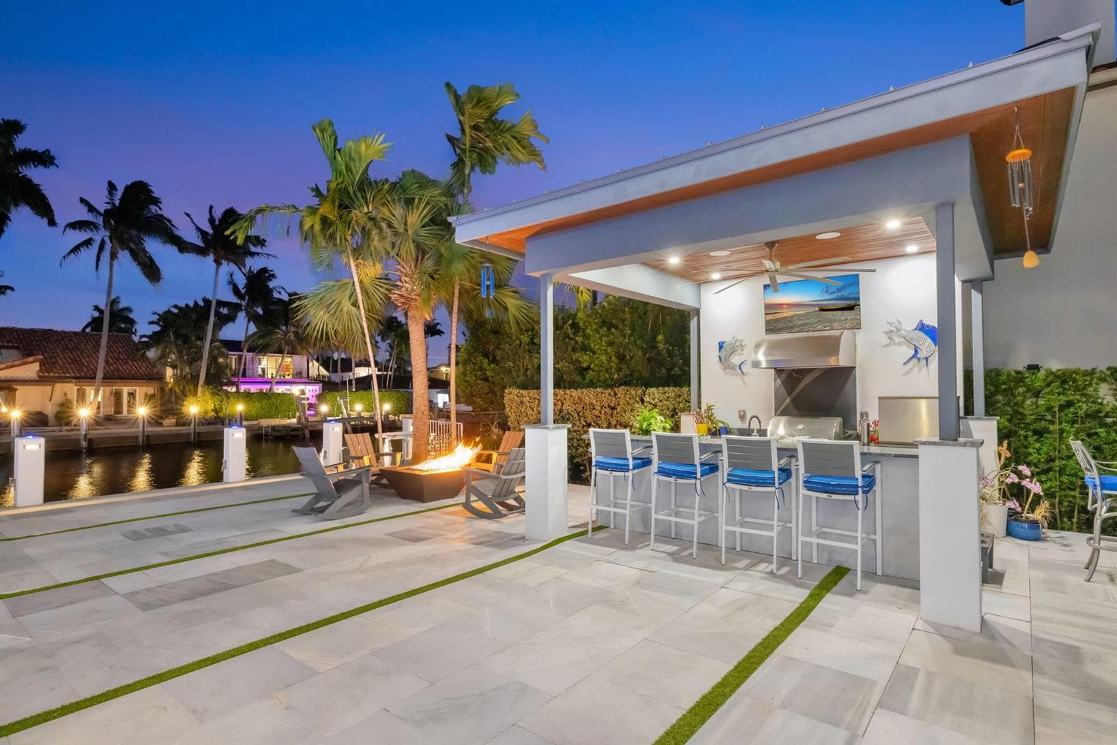 334 Isle of Capri Dr