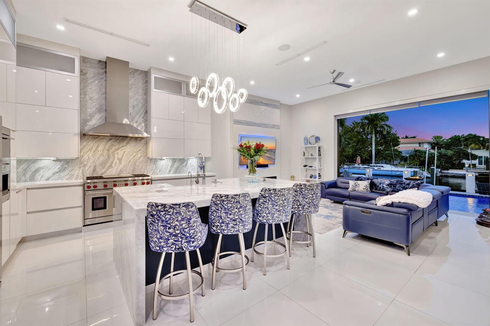 334 Isle of Capri Dr