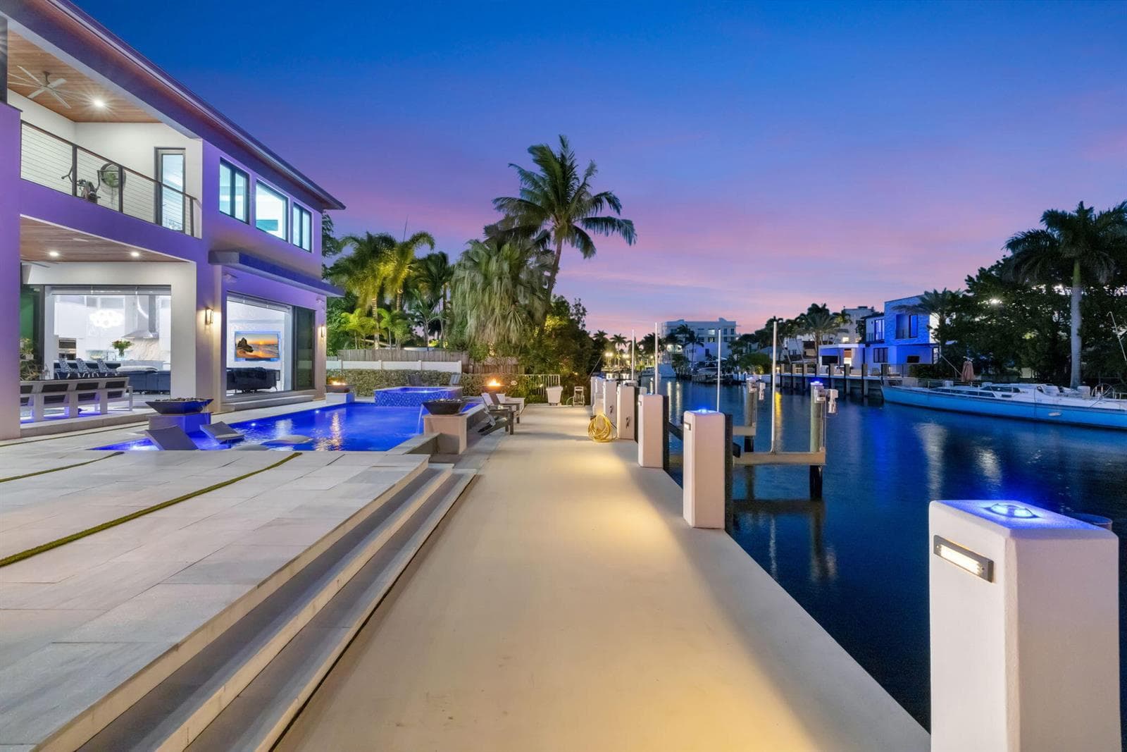334 Isle of Capri Dr