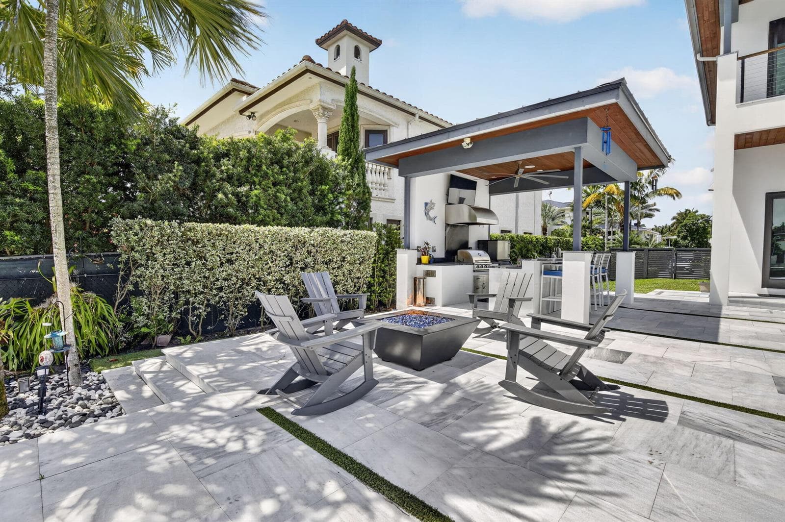 334 Isle of Capri Dr