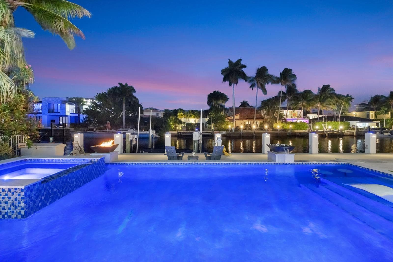 334 Isle of Capri Dr
