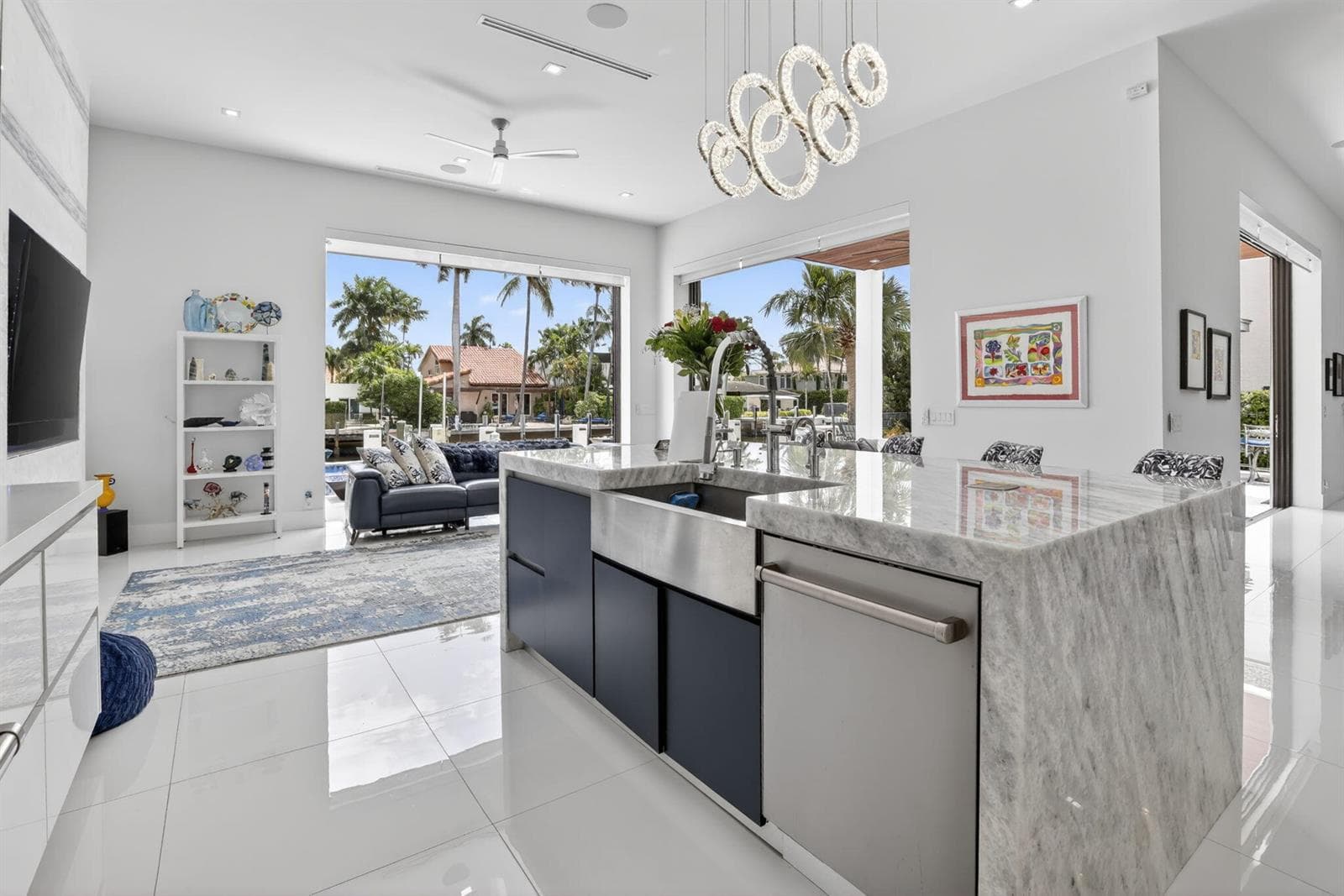 334 Isle of Capri Dr