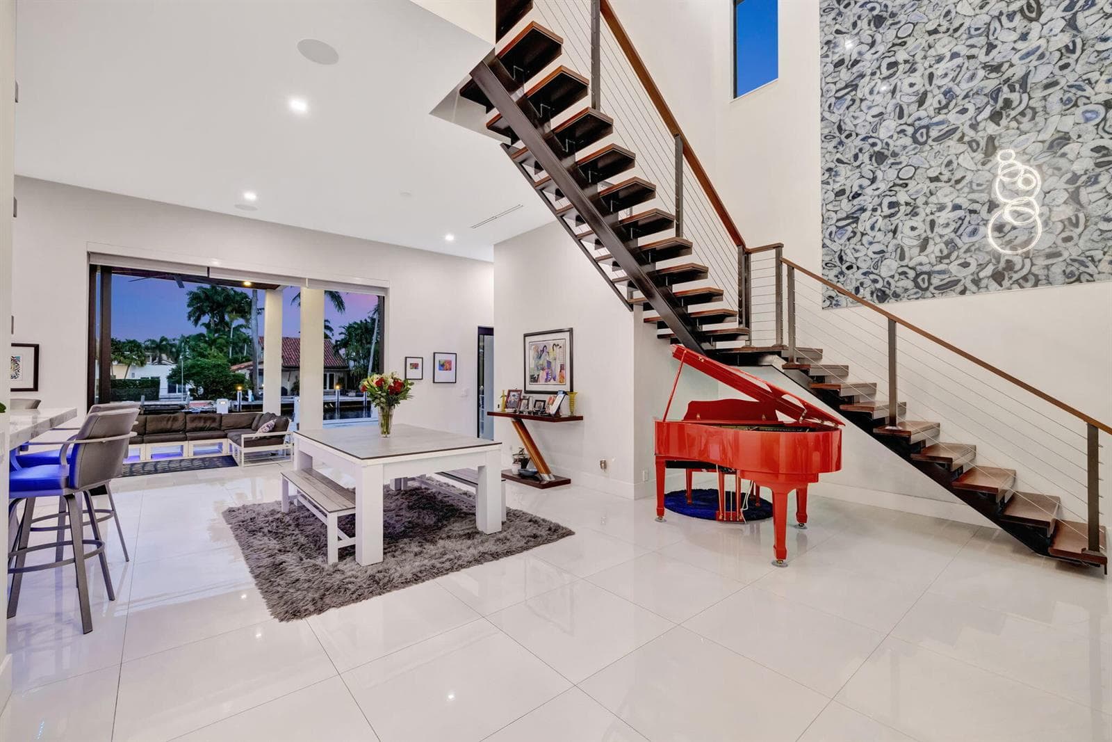 334 Isle of Capri Dr