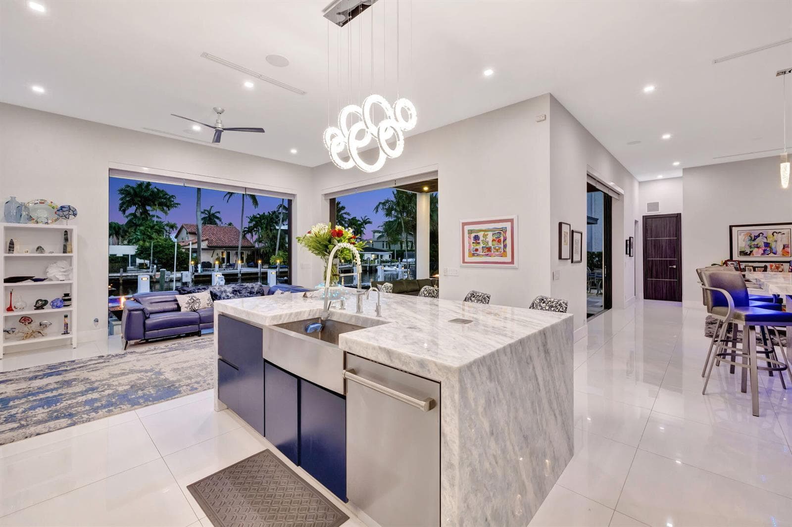 334 Isle of Capri Dr