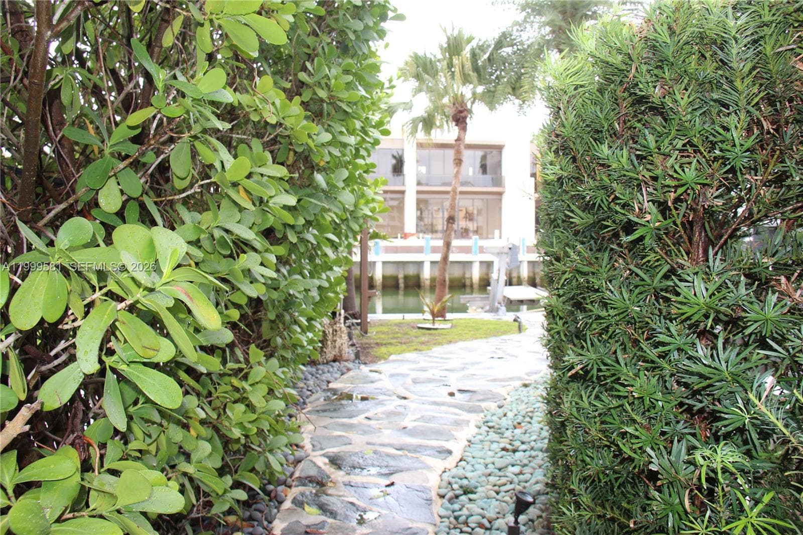 540 Lido Dr