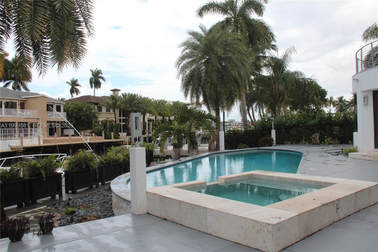 540 Lido Dr