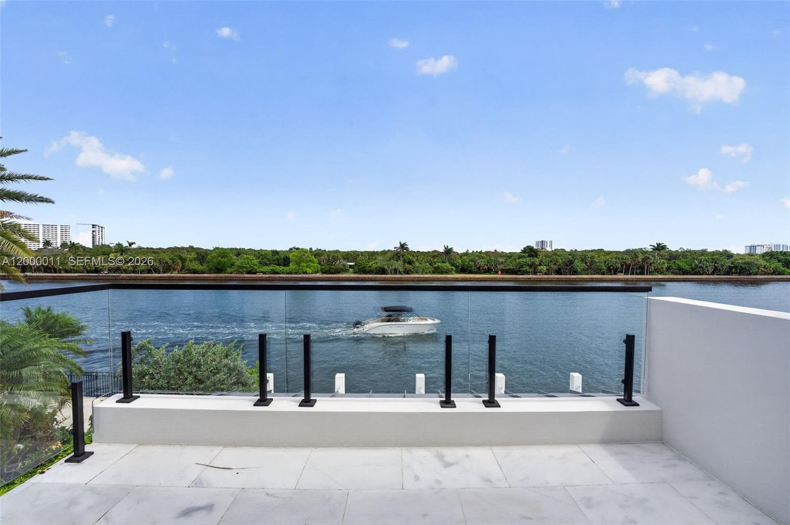 2010 Intracoastal Dr