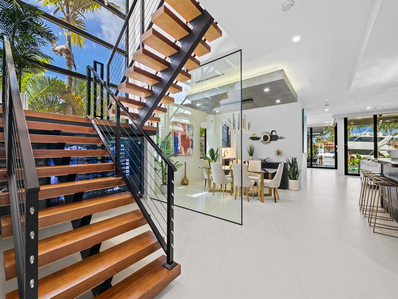 609 SE 26th Ave