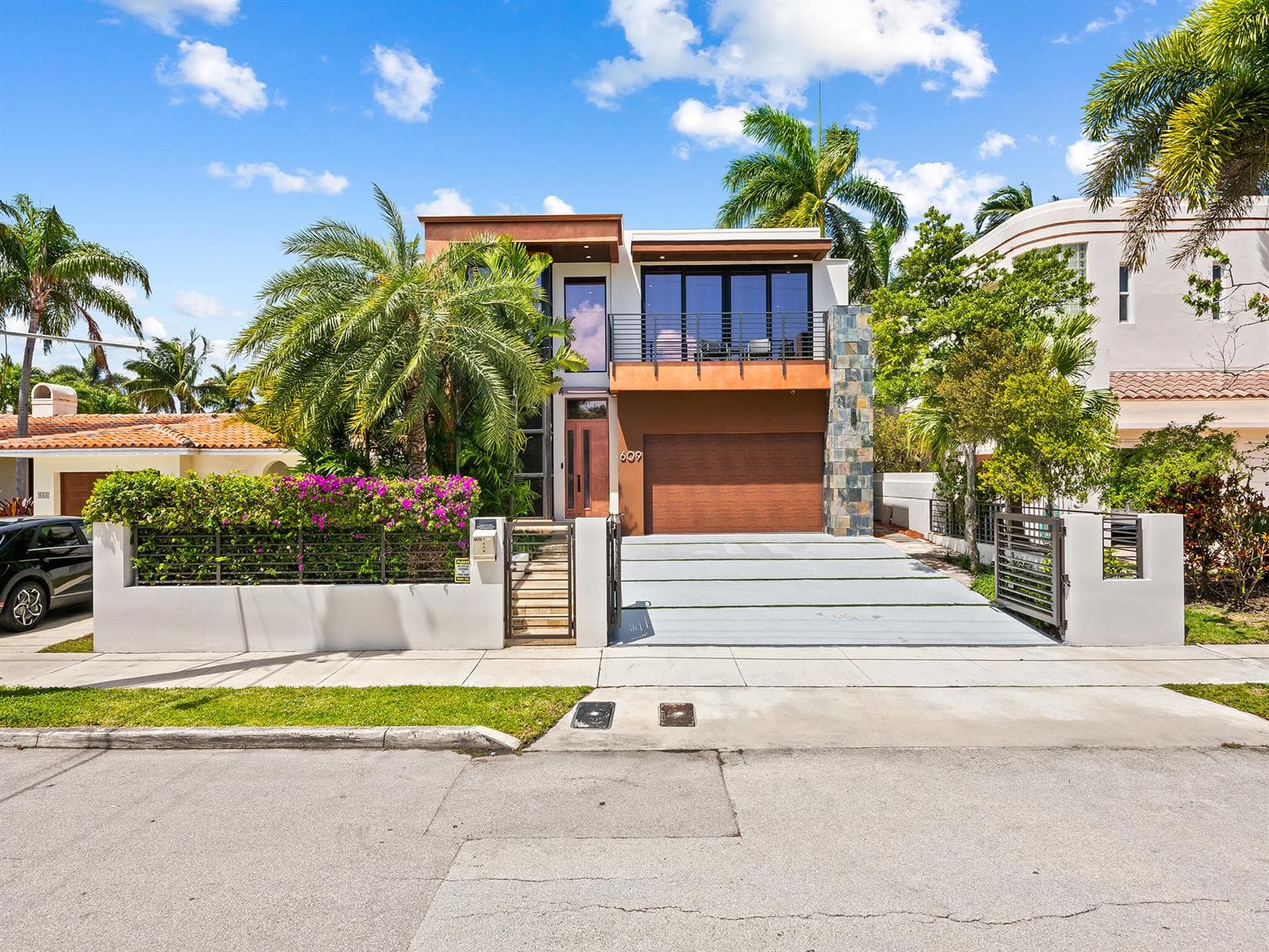 609 SE 26th Ave