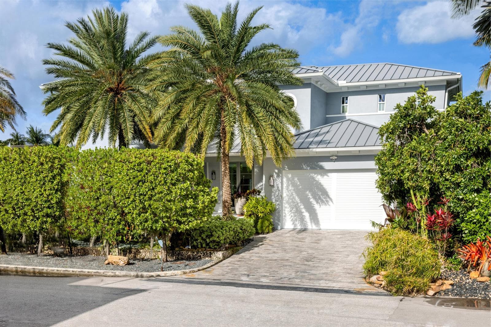 701 Flamingo Dr