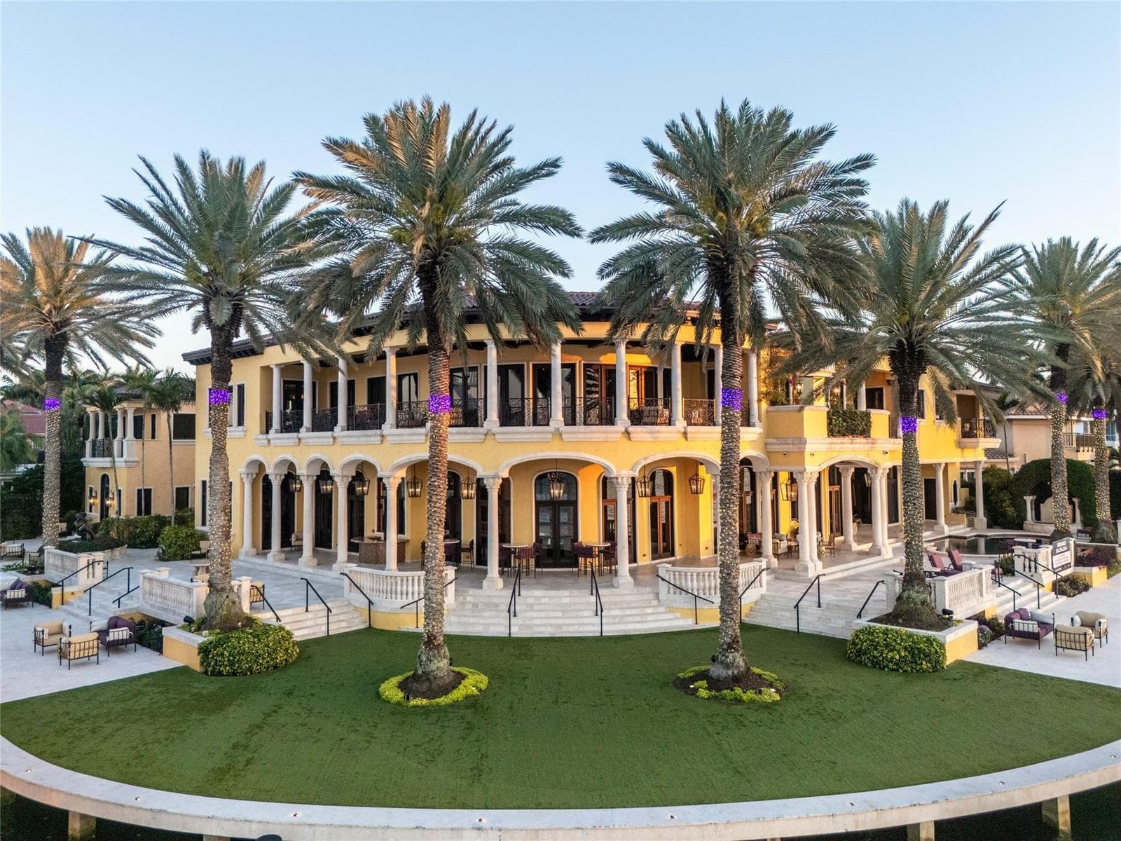 1 Isla Bahia Dr