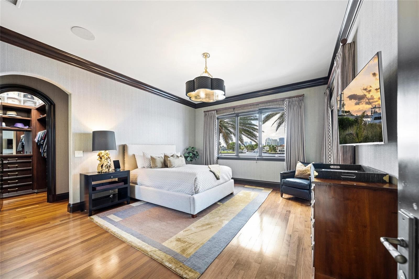 1 Isla Bahia Dr