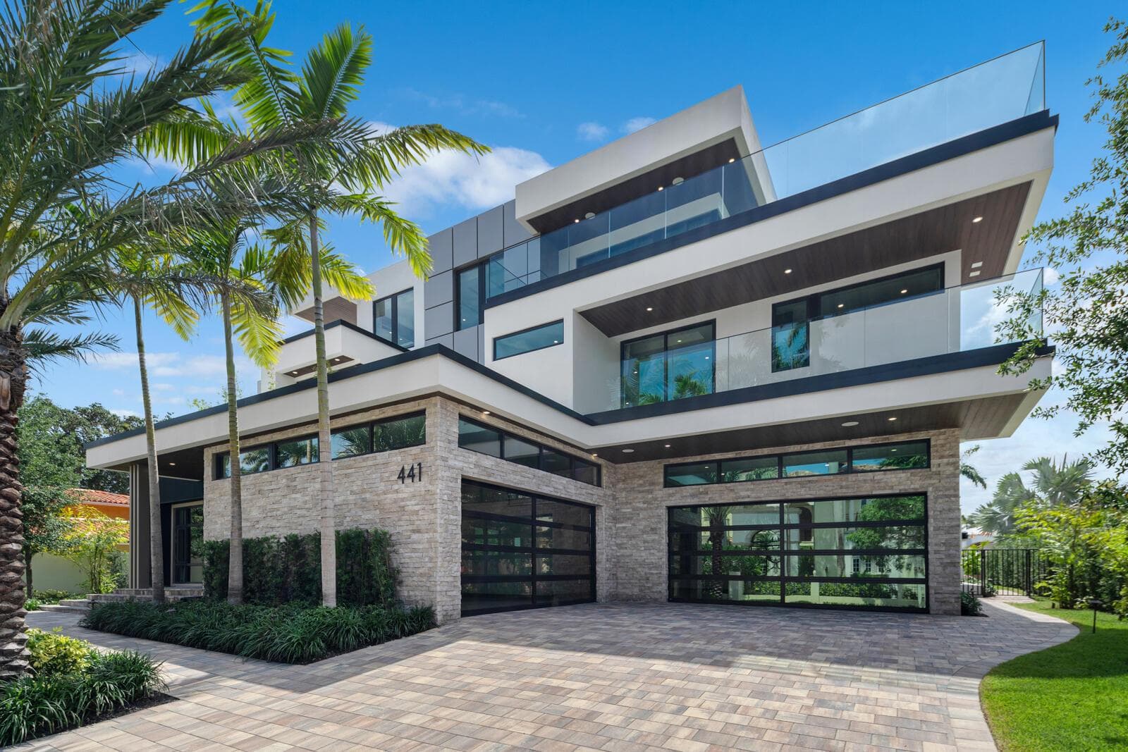 441 Isle of Palms Dr