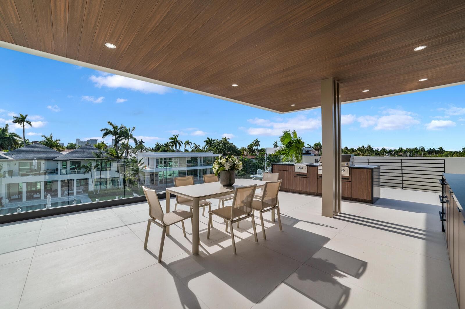 441 Isle of Palms Dr