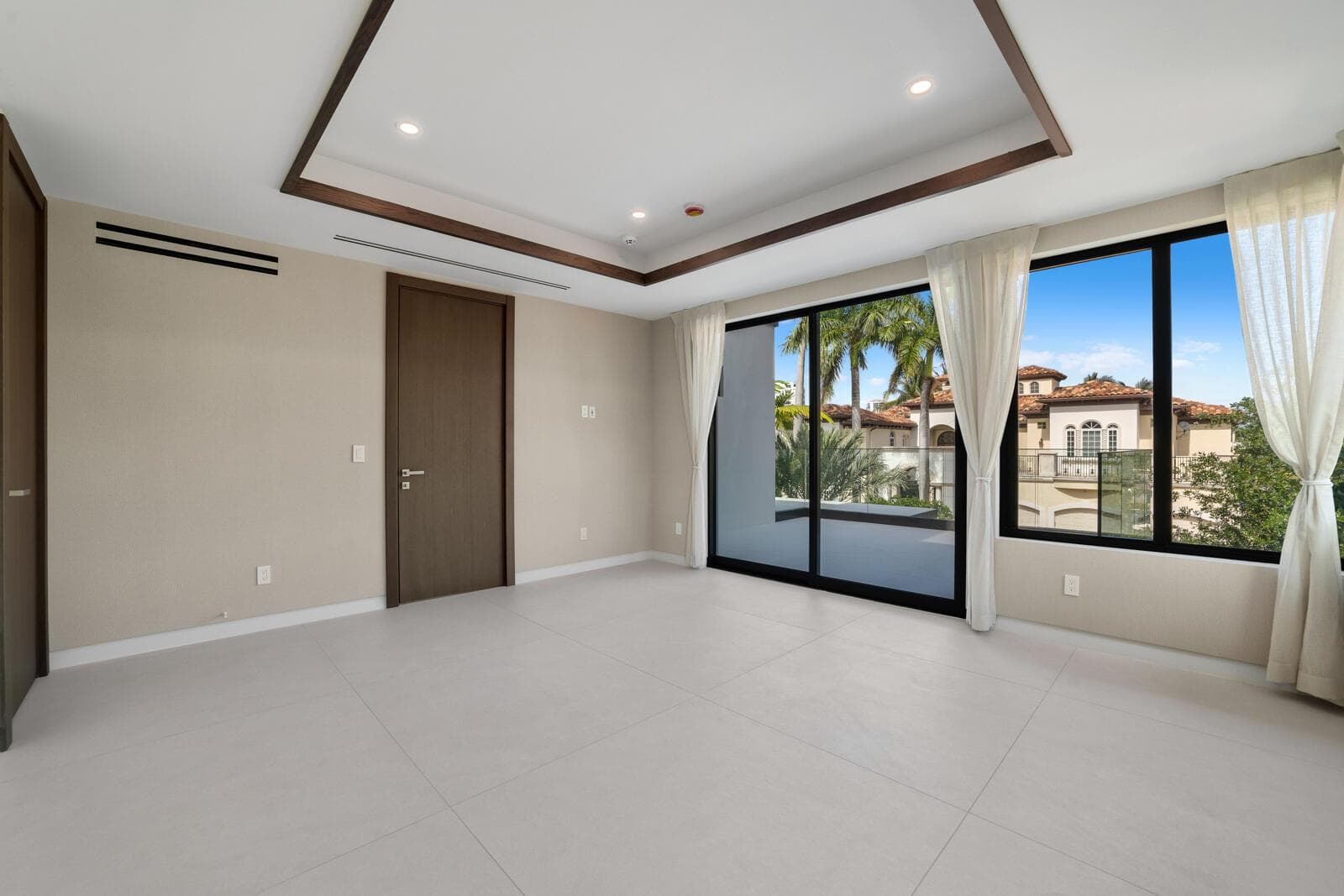 441 Isle of Palms Dr