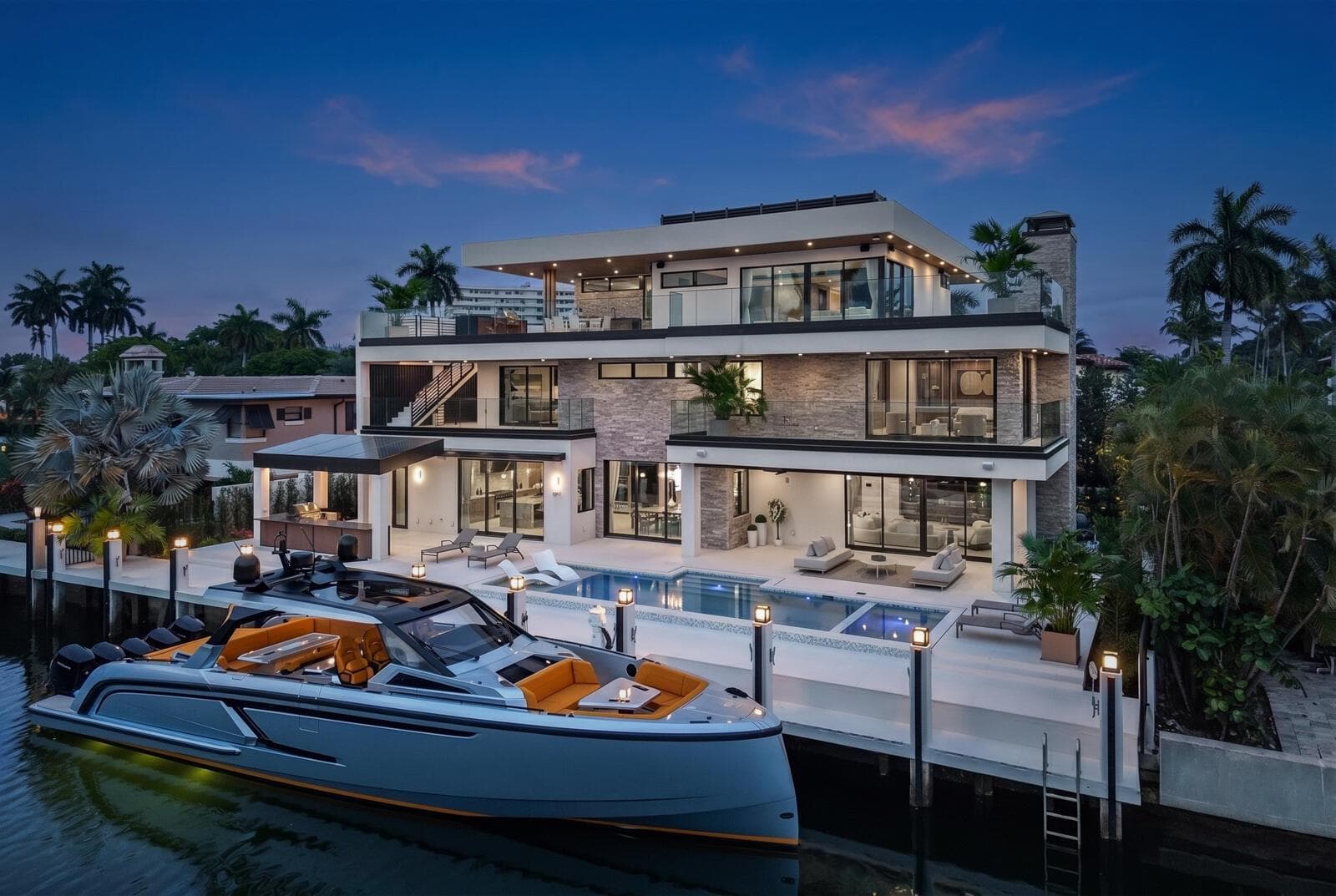 441 Isle of Palms Dr