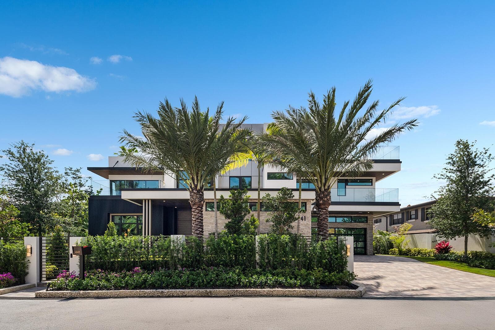 441 Isle of Palms Dr