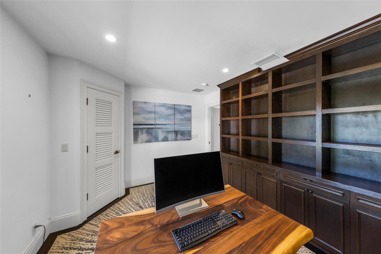 633 4th Key Dr