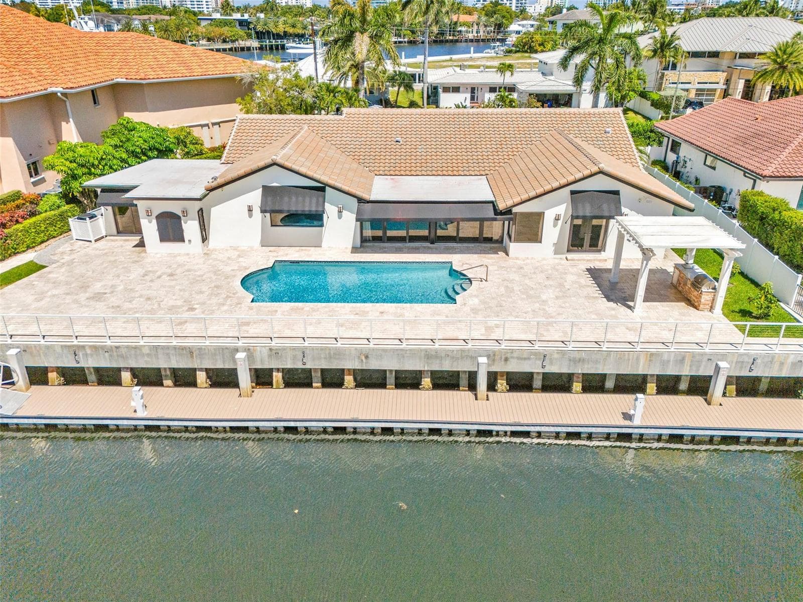633 4th Key Dr