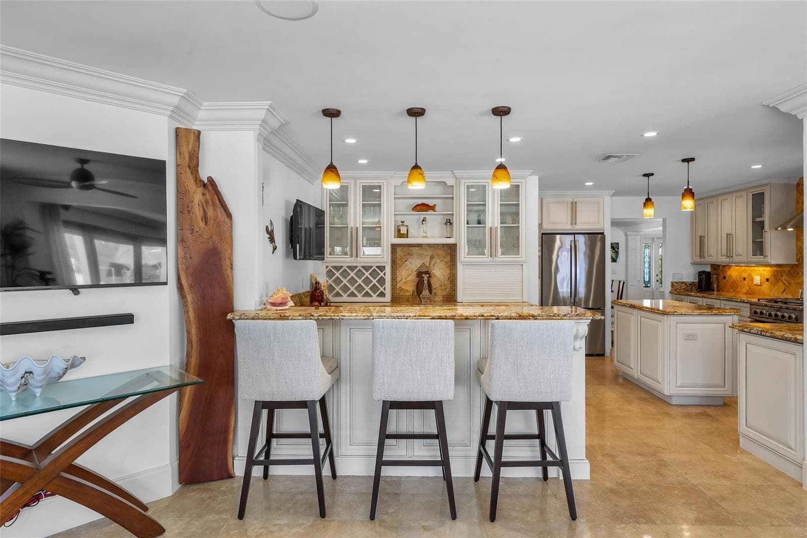 633 4th Key Dr