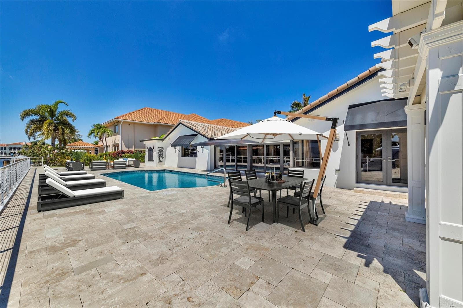 633 4th Key Dr