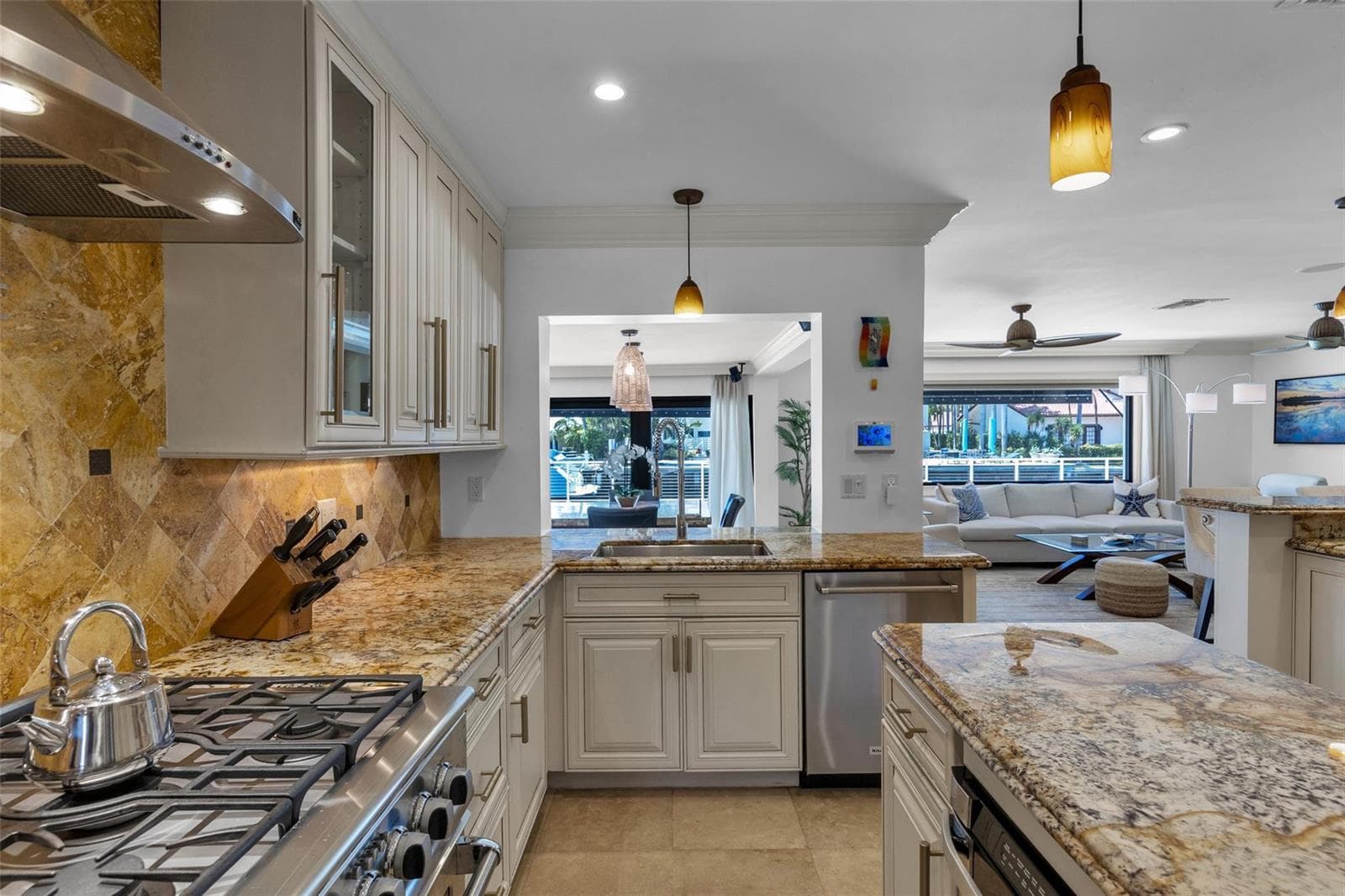 633 4th Key Dr