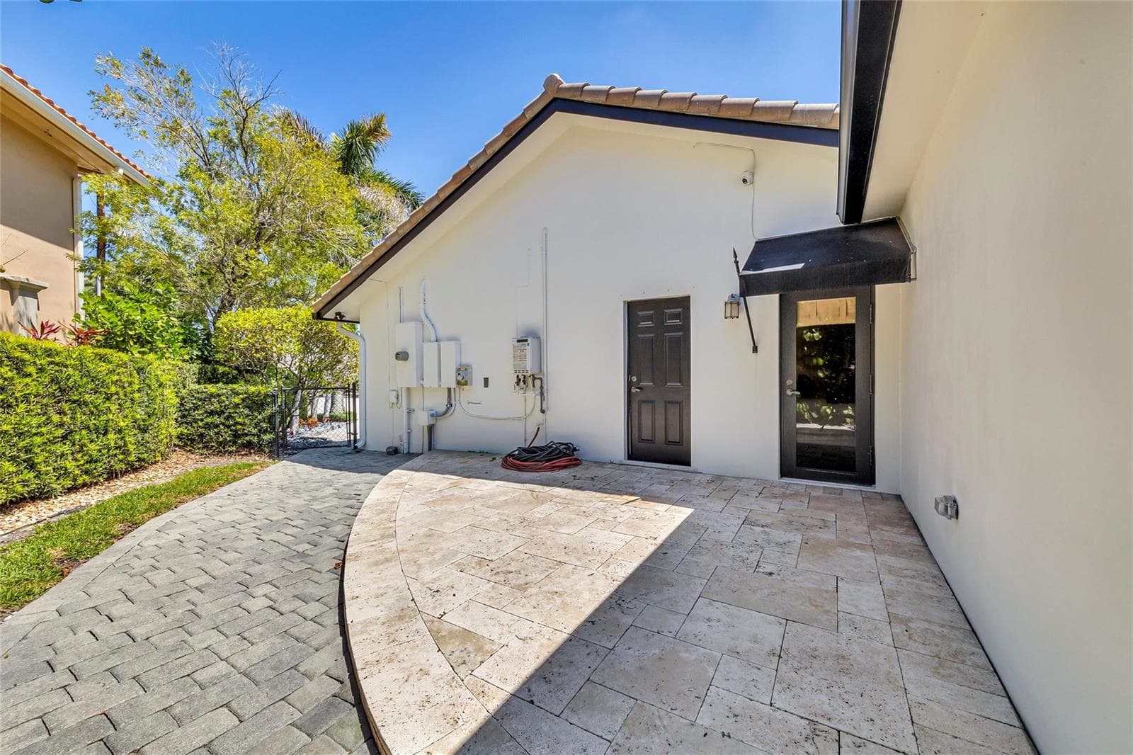 633 4th Key Dr