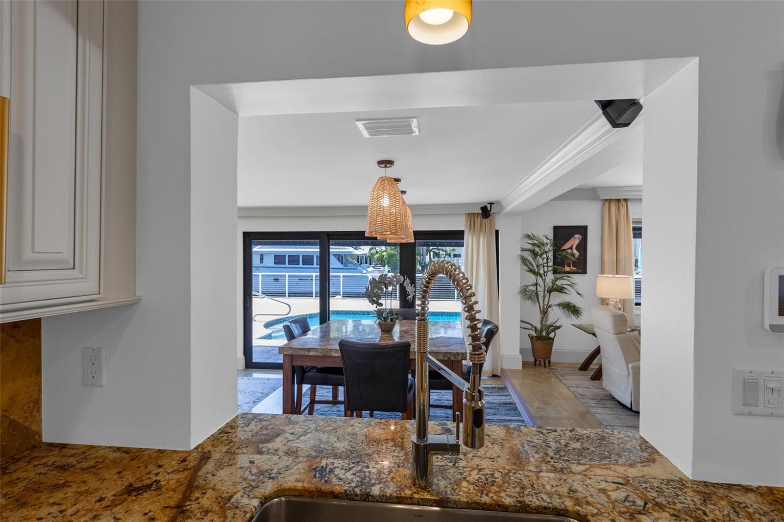 633 4th Key Dr